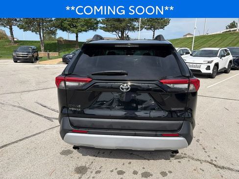 Used 2023 Toyota RAV4 Adventure w/ Convenience Package AWD/4WD image 7