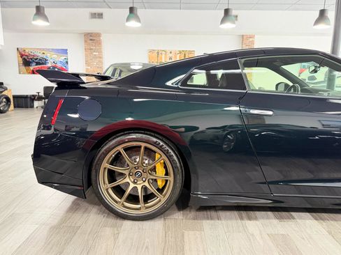 Used 2024 Nissan GT-R w/ T-Spec Takumi Edition image 32