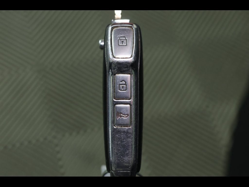 Used 2023 Kia Seltos LX AWD/4WD image 13