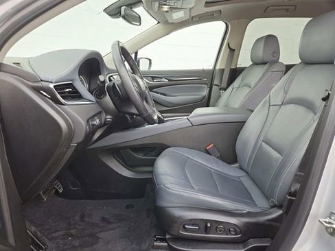 Used 2021 Buick Enclave Premium w/ Sun and Sites Package image 9