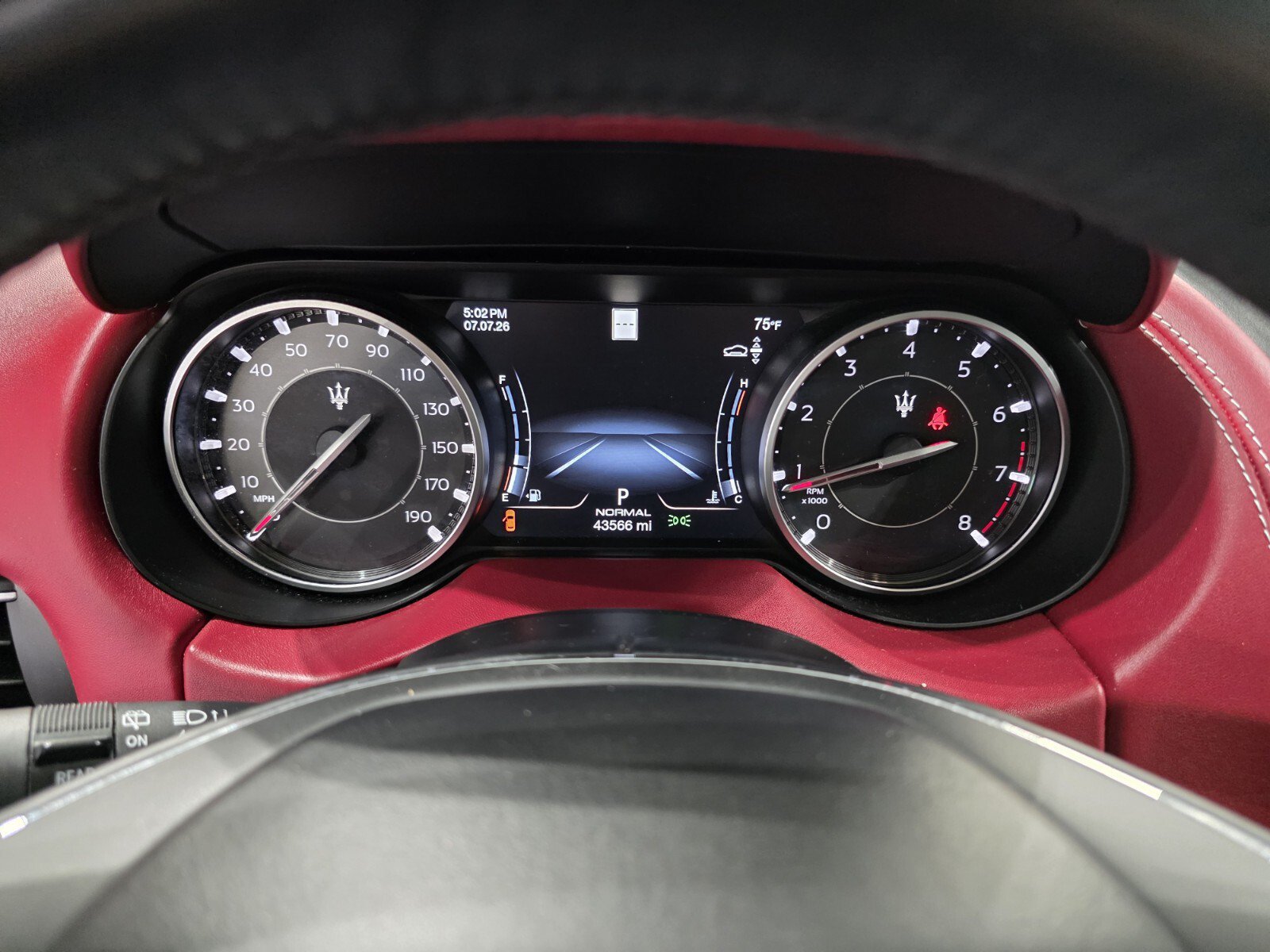 Used 2021 Maserati Levante GranLusso AWD/4WD image 15