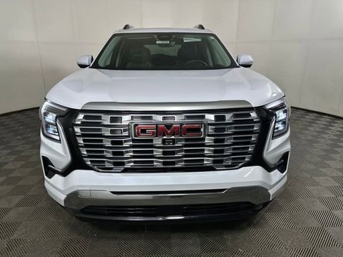 New 2026 GMC Terrain Denali w/ LPO, Floor Liner Package AWD/4WD image 8