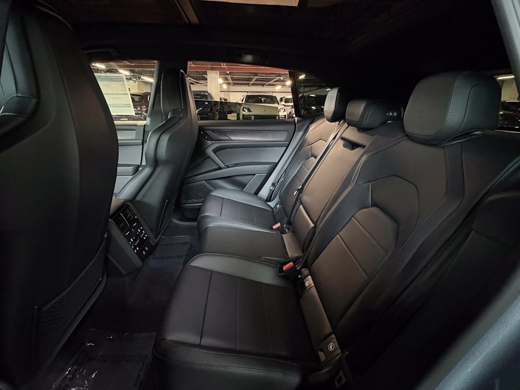 New 2026 Porsche Cayenne S AWD/4WD image 15
