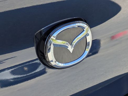 Certified 2025 MAZDA MAZDA3 s FWD image 26
