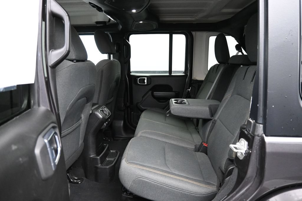 Used 2024 Jeep Wrangler Unlimited AWD/4WD image 25