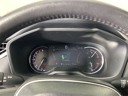 Used 2024 Toyota RAV4 Adventure image 5