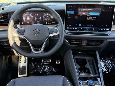New 2026 Volkswagen Tiguan SEL R-Line image 8