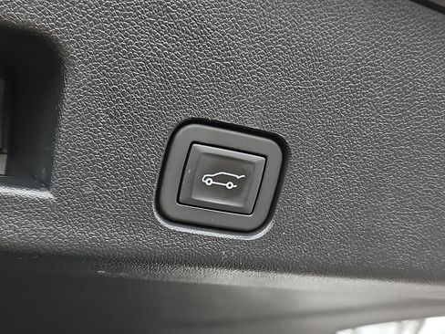 Used 2026 Chevrolet Traverse RS w/ LPO, Floor Liner Package image 30