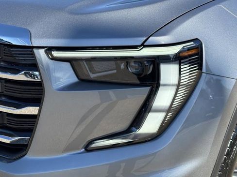 New 2026 GMC Acadia Elevation image 14