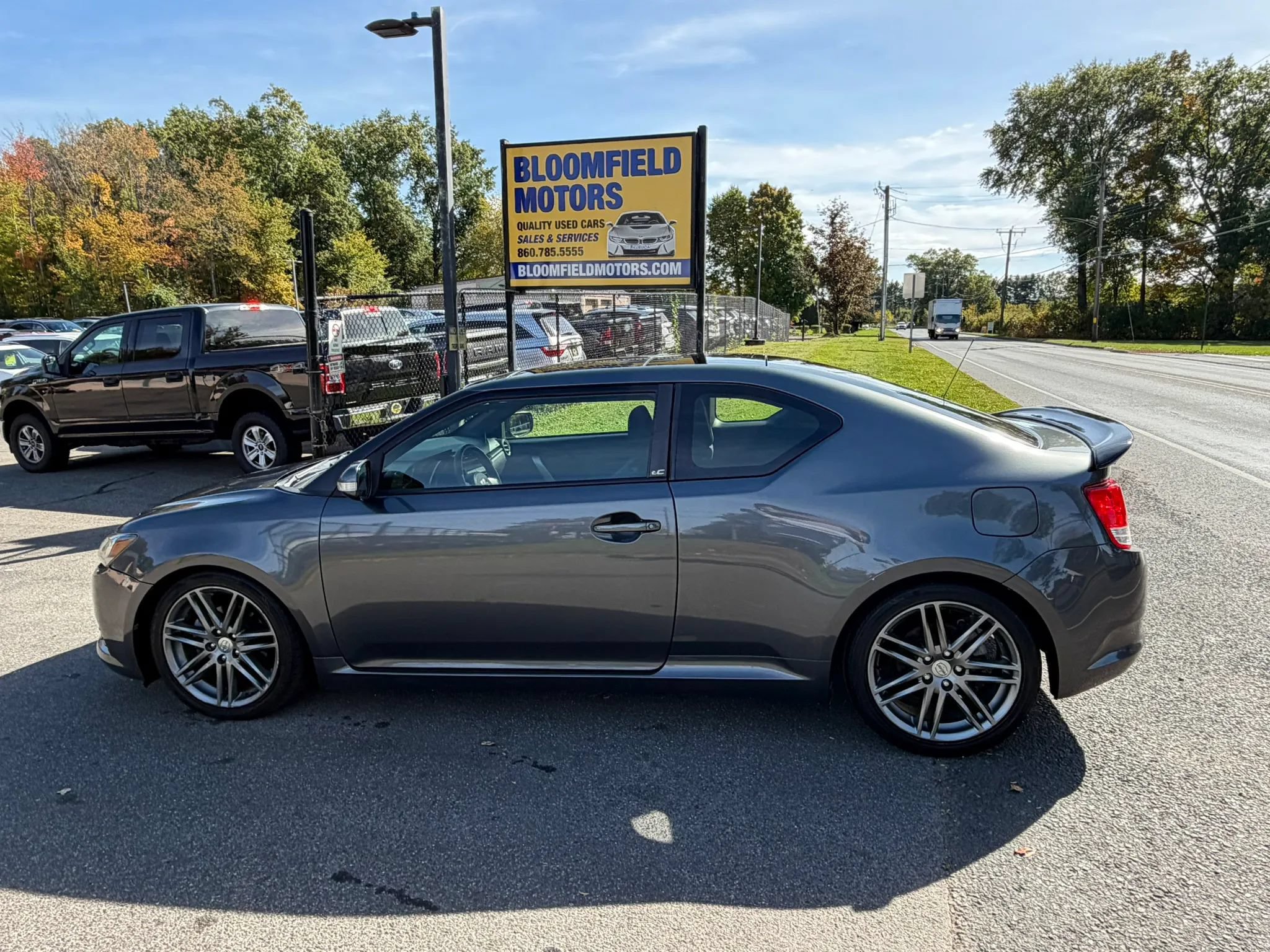 Used 2013 Scion tC FWD image 8