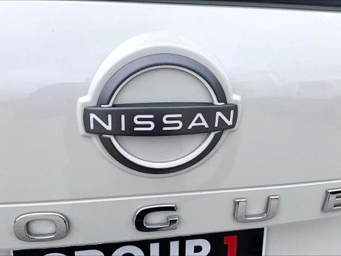 Certified 2023 Nissan Rogue SL w/ SL Premium Package image 30