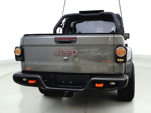 Used 2021 Jeep Gladiator Mojave AWD/4WD image 6