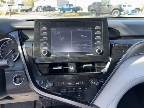 Used 2023 Toyota Camry LE w/ Convenience Package FWD image 13