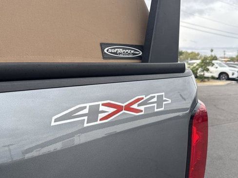 Used 2022 Chevrolet Colorado LT w/ Luxury Package image 19