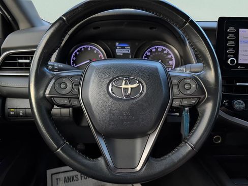 Used 2023 Toyota Camry SE image 12