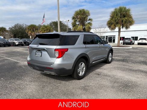 Used 2020 Ford Explorer XLT w/ Equipment Group 202A image 4