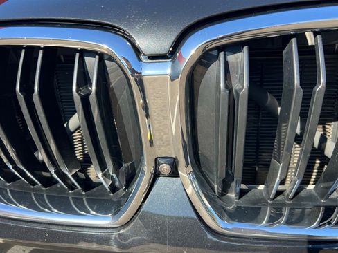 Used 2022 BMW X6 M image 16