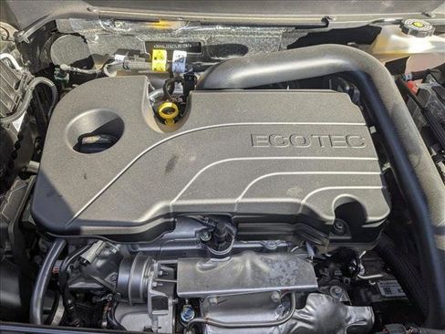 New 2026 GMC Terrain Denali w/ LPO, Floor Liner Package image 18