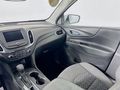 Used 2024 Chevrolet Equinox LT image 23