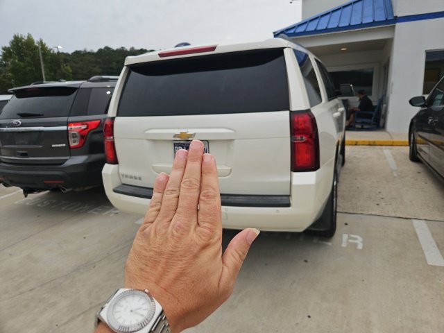 Used 2015 Chevrolet Tahoe LT AWD/4WD image 17