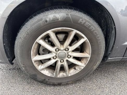 Used 2018 Dodge Grand Caravan SXT FWD image 8