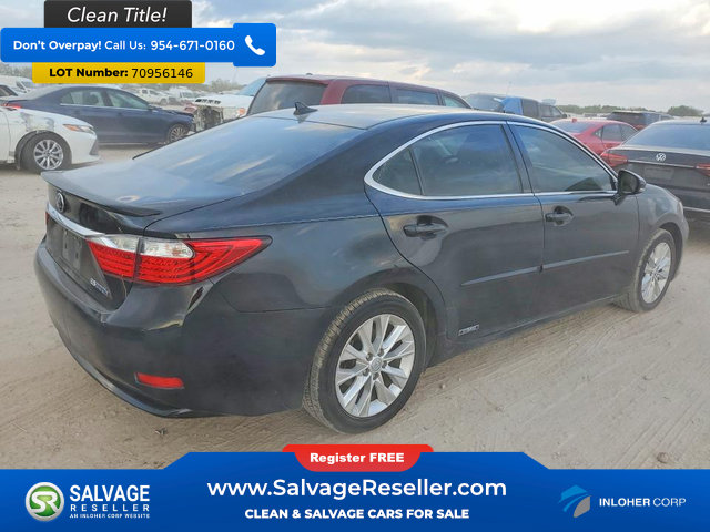 Used 2013 Lexus ES 300h w/ Luxury Pkg FWD image 4