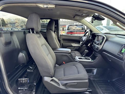 Used 2021 Chevrolet Colorado LT w/ Fleet Safety Package RWD image 26