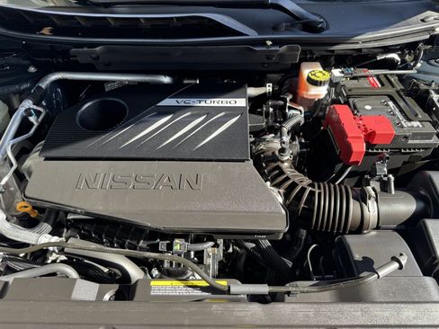 Used 2024 Nissan Rogue SL w/ SL Premium Package image 47