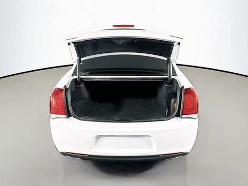 Used 2022 Chrysler 300 S image 28