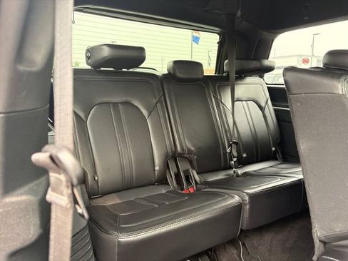 Used 2021 Ford Expedition Limited AWD/4WD image 16