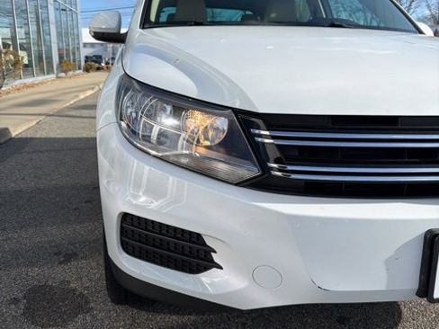 Used 2017 Volkswagen Tiguan Wolfsburg Edition image 3
