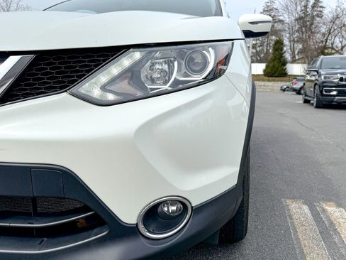 Used 2017 Nissan Rogue Sport SV w/ SV All-Weather Package image 5