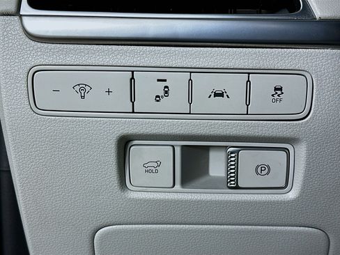 Used 2021 Hyundai Palisade Limited image 17