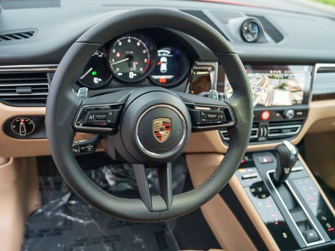 New 2026 Porsche Macan S image 14