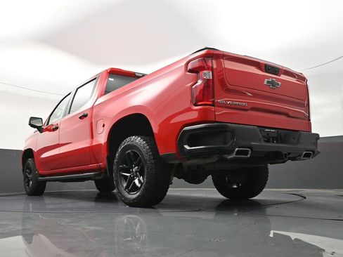 Used 2024 Chevrolet Silverado 1500 LT Trail Boss w/ LT Trail Boss Premium Package AWD/4WD image 26