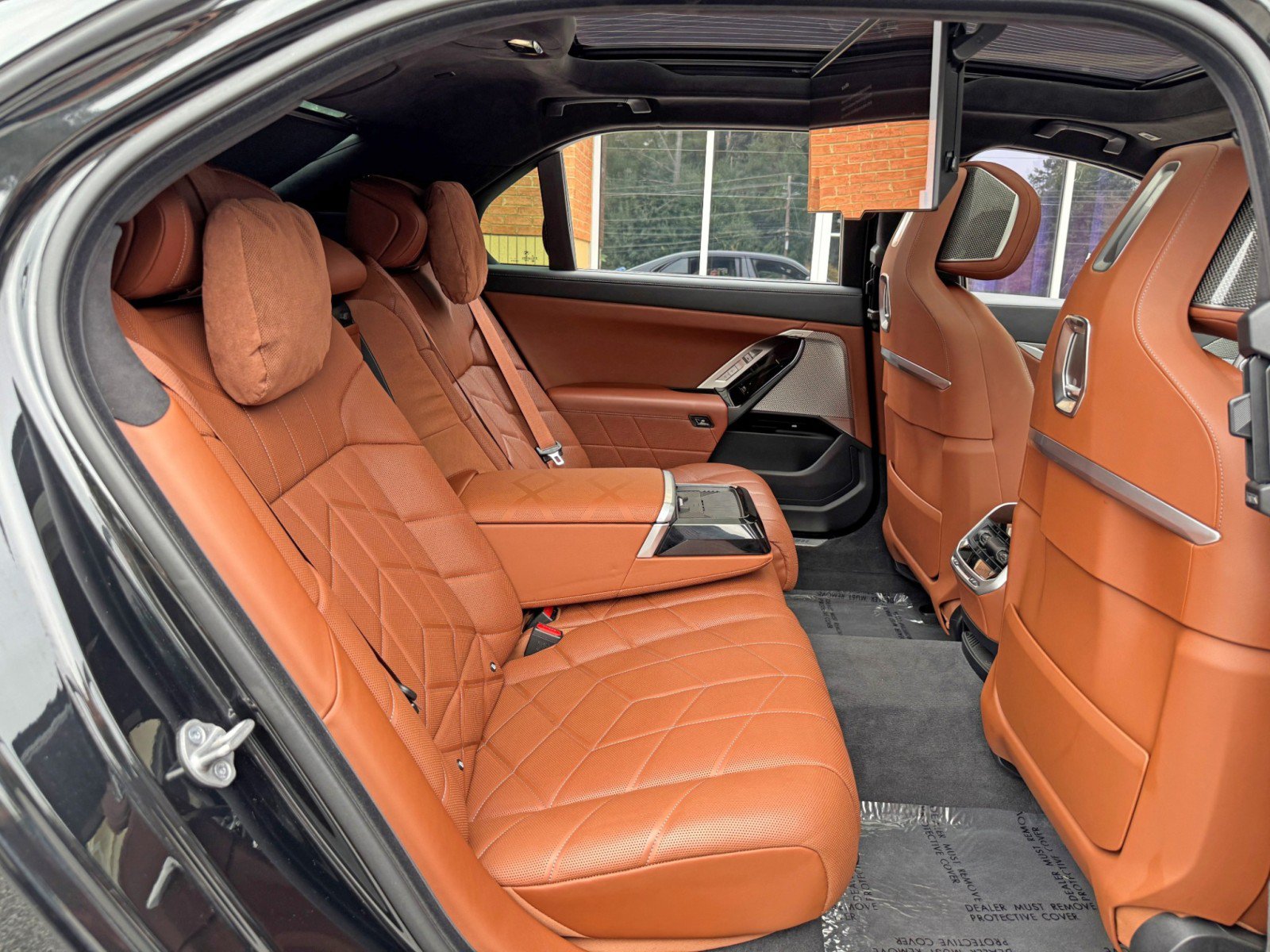 Used 2023 BMW 740i w/ Executive Package RWD image 57