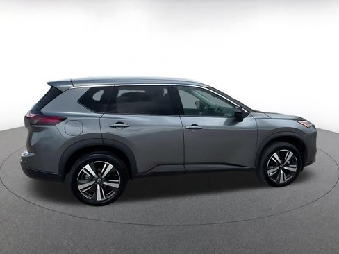 Used 2026 Nissan Rogue SL FWD image 15