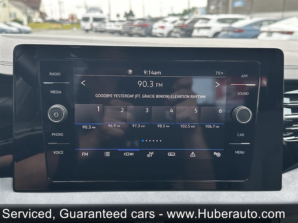 Used 2026 Volkswagen Jetta SE FWD image 23