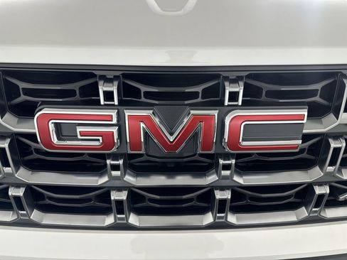 New 2026 GMC Canyon AT4 w/ AT4 Premium Package AWD/4WD image 31