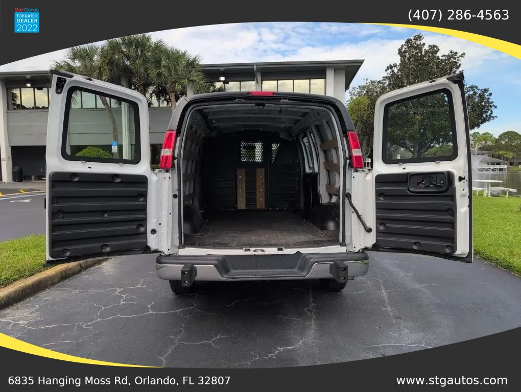 Used 2020 Chevrolet Express 2500 w/ Driver Convenience Package RWD image 22