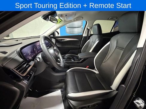 Used 2025 Buick Envision Sport Touring image 18