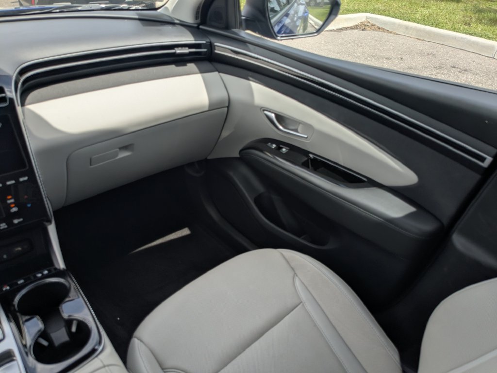 Used 2023 Hyundai Tucson Limited AWD/4WD image 21