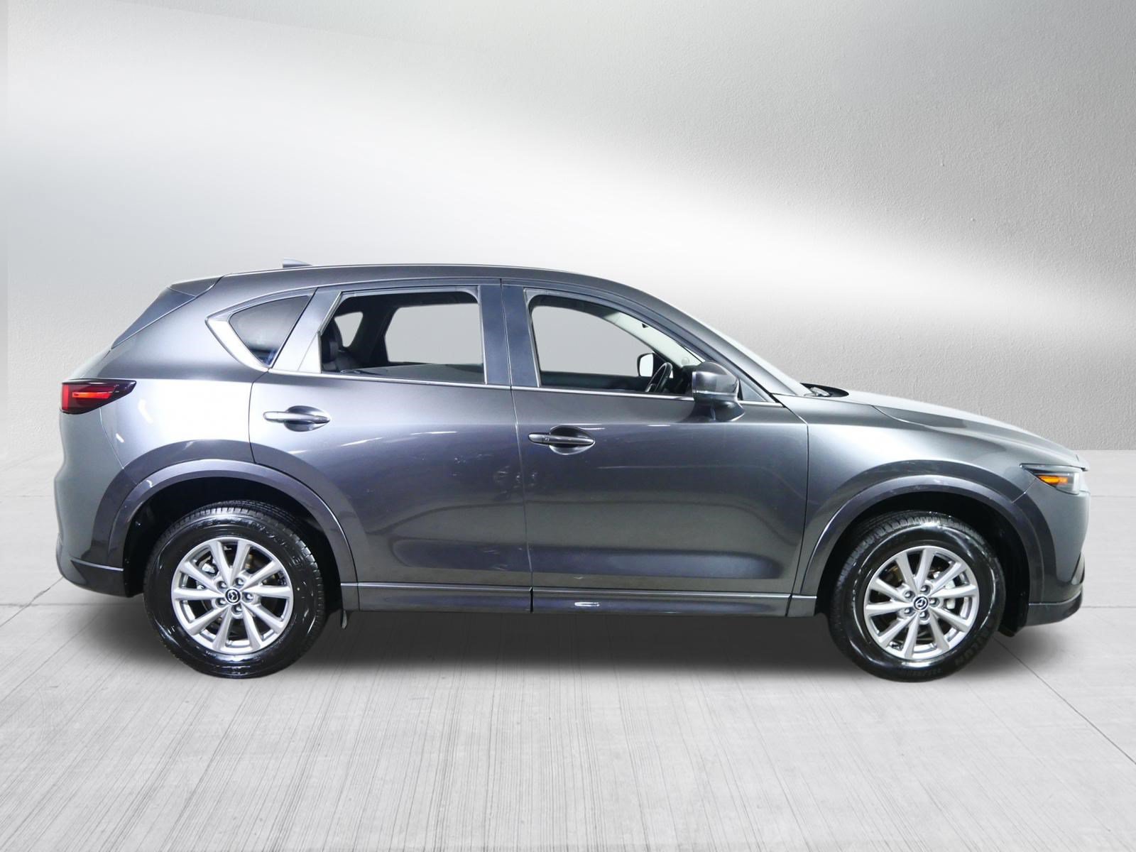 Used 2025 MAZDA CX-5 AWD 2.5 S w/ Select Package image 8