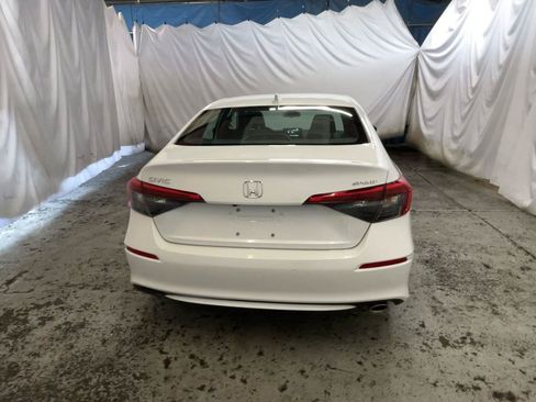 Used 2023 Honda Civic Sport image 7
