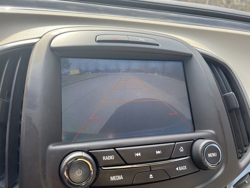 Used 2014 Buick LaCrosse Leather image 23