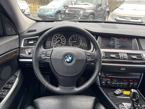 Used 2013 BMW 550i Gran Turismo image 16