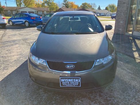 Used 2010 Kia Forte EX image 8