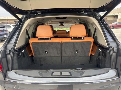 Used 2021 BMW X7 xDrive40i w/ Premium Package image 22