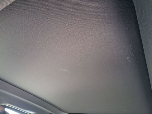 New 2026 BMW 750e xDrive w/ Premium Package image 12