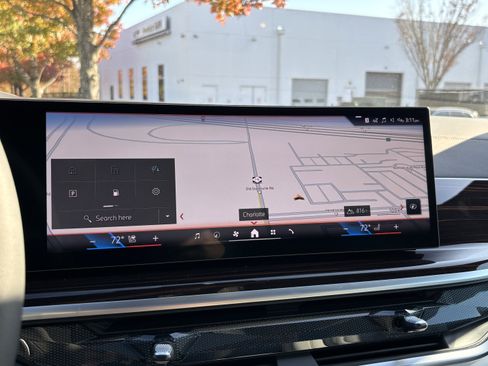 Used 2026 BMW X5 sDrive40i w/ Climate Comfort Package image 28